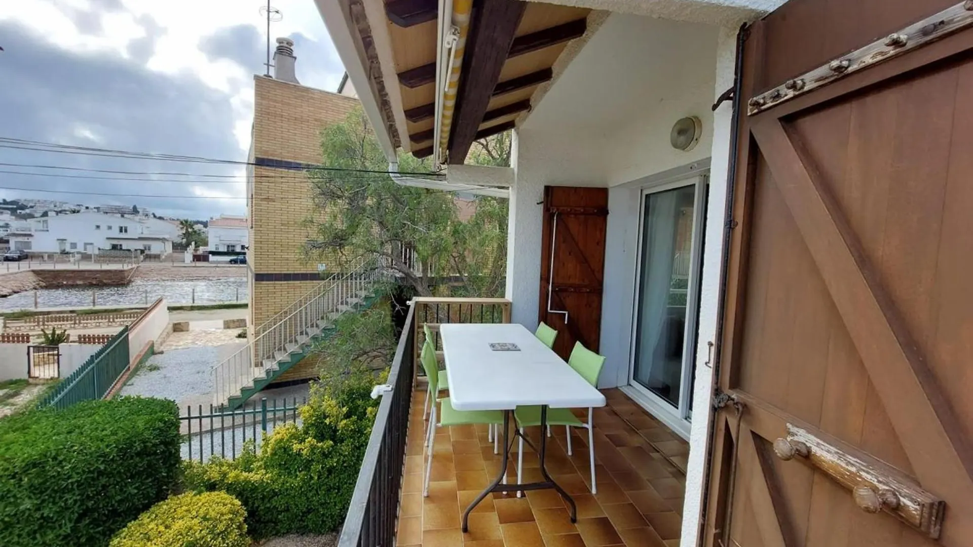 Appartamento Apartamento Familiar De 3 Hab Cerca De La Playa En Llanca - Es-170-75 Spagna